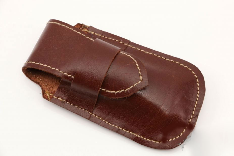 MokuTi Folding Comb - A Fashionable Multi-Purpose Comb - Image 3