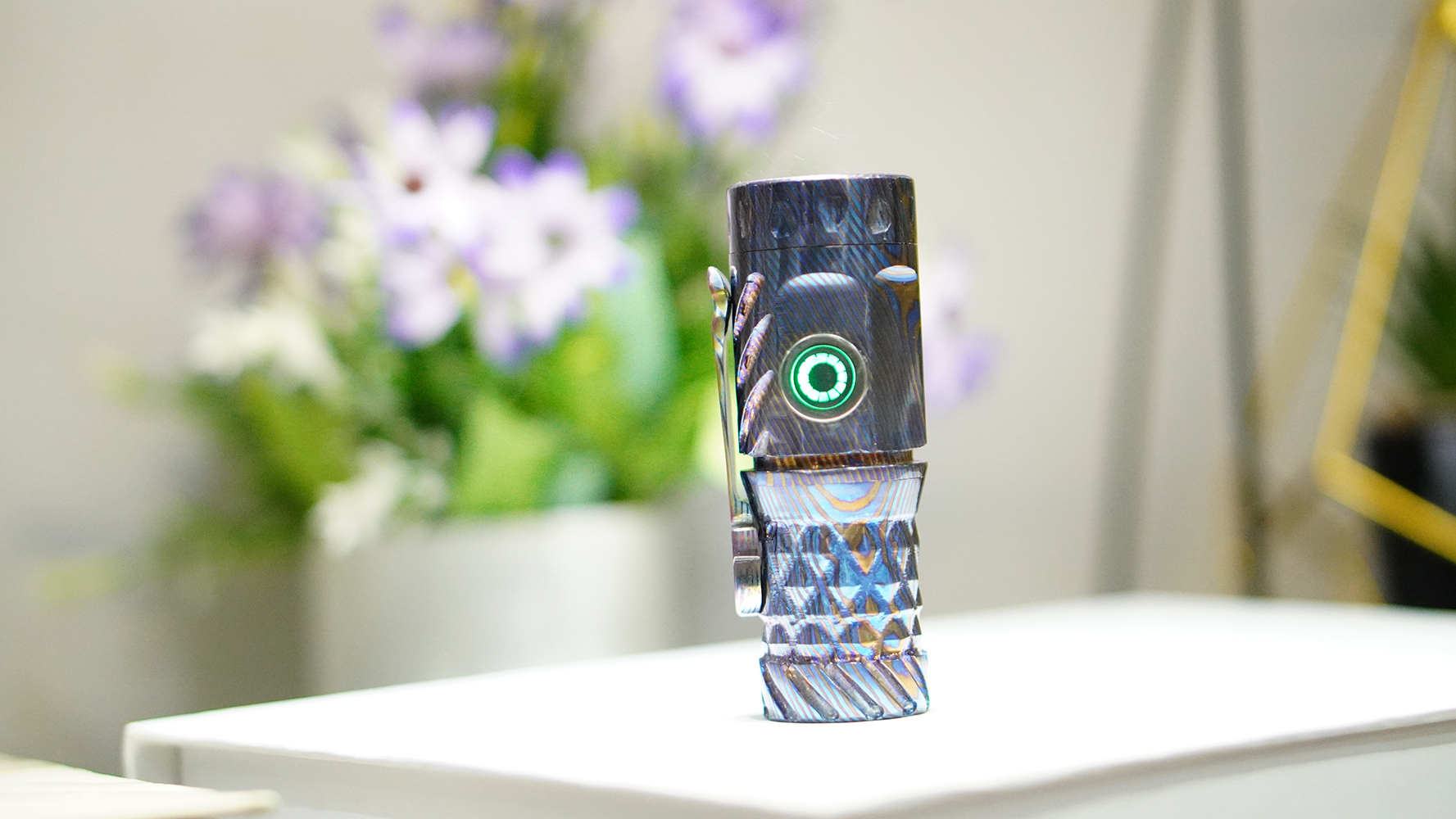 Timascus LED Flashlight with Skull Head Clip - Image 2