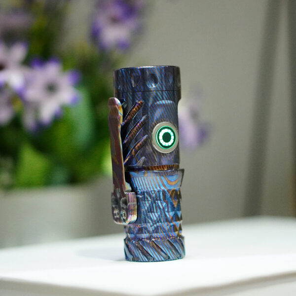 Timascus LED Flashlight with Skull Head Clip