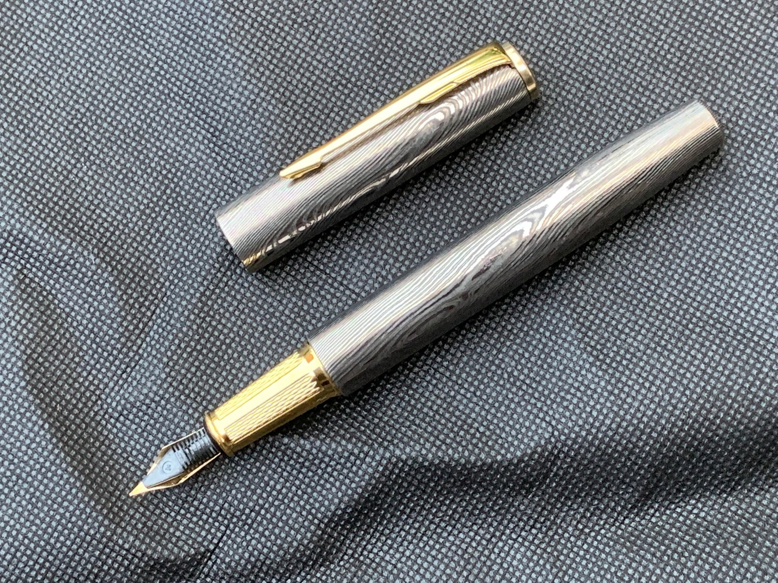 Handmade stainless Steel Damascus Fountain Pen with Golden point - Image 5