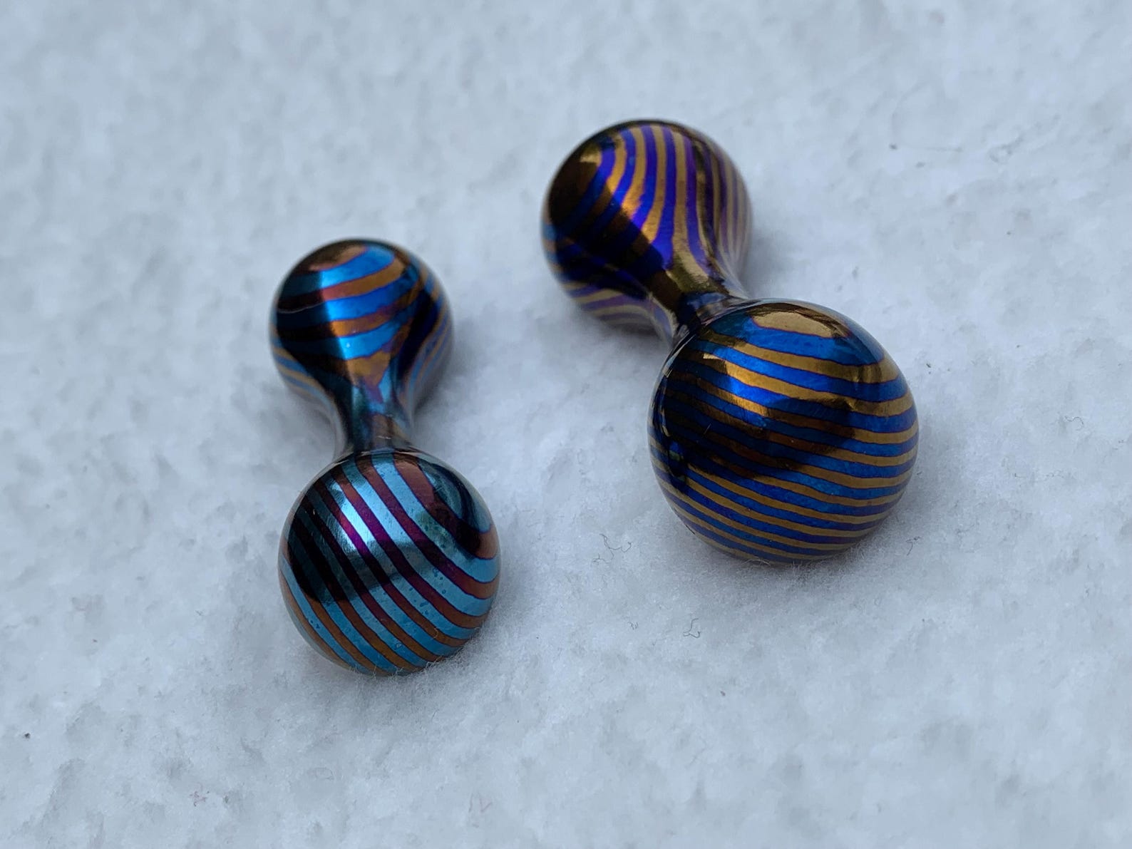 Damascus steel knuckle bone fidget roller toy Titanium - Image 2