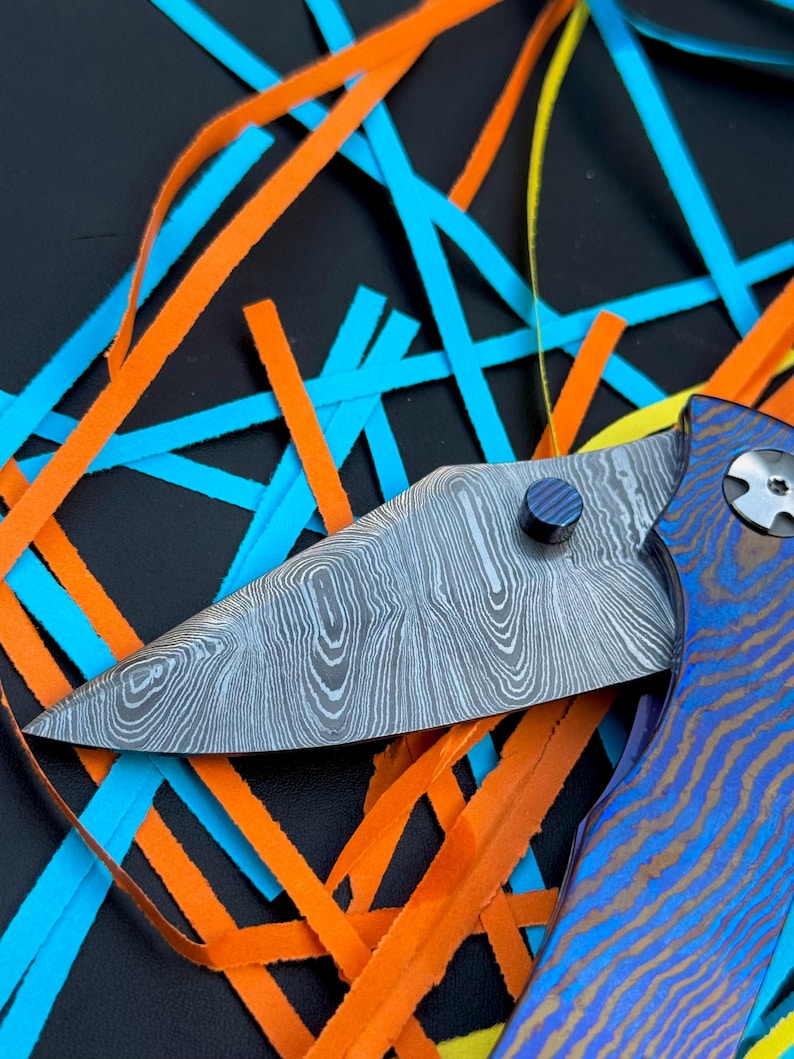 Timascus Folding Knife with Thumb Stud - Image 5